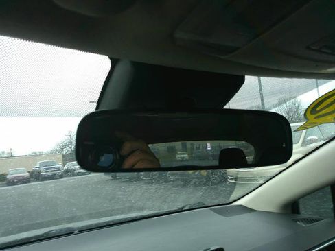 Used 2020 Toyota Corolla LE image 11