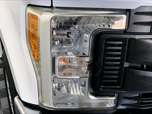 Used 2017 Ford F350 XL RWD image 27