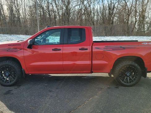 Used 2021 Chevrolet Silverado 1500 Custom w/ LPO, Dark Essentials Package image 7