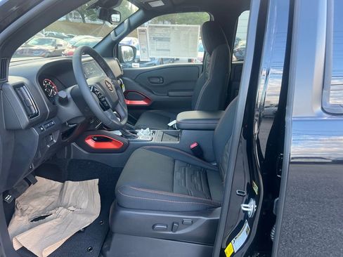 New 2026 Nissan Frontier PRO-4X w/ Pro-4x Convenience Package image 10