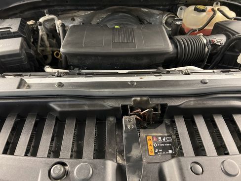 Used 2020 Chevrolet Silverado 1500 Custom Trail Boss w/ Custom Convenience Package image 32