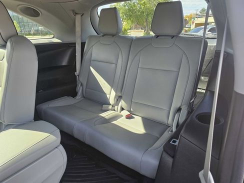 Used 2017 Acura MDX SH-AWD w/ Advance Package image 31