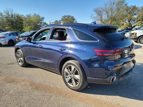 Used 2022 Genesis GV70 3.5T Sport image 7