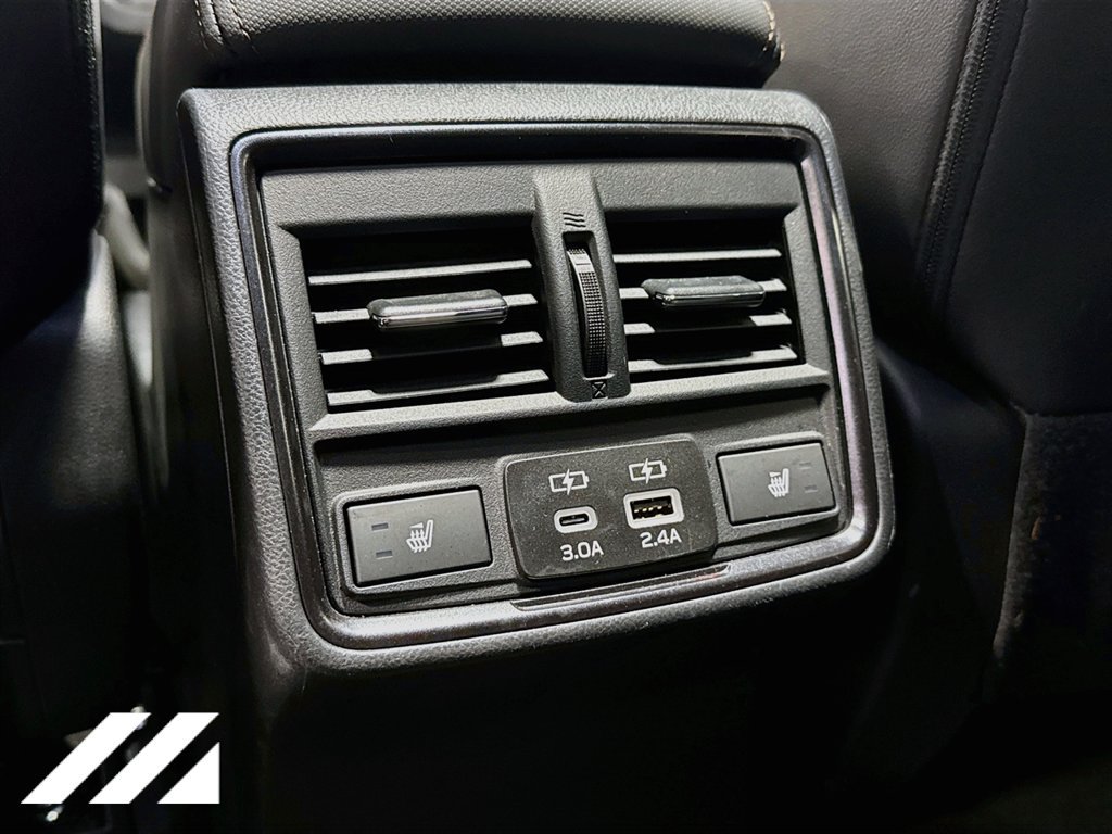 Used 2025 Subaru Forester Touring AWD/4WD image 28