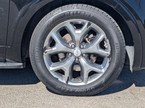 Used 2016 Kia Sorento SX w/ SXL Technology Package image 11