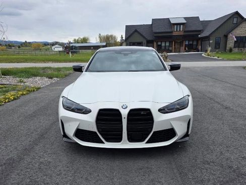 Used 2022 BMW M4 Competition w/ Executive Package RWD image 3