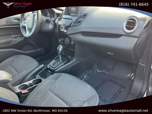 Used 2019 Ford Fiesta SE w/ Equipment Group 201A image 8