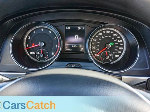 Used 2018 Volkswagen Atlas SE image 32