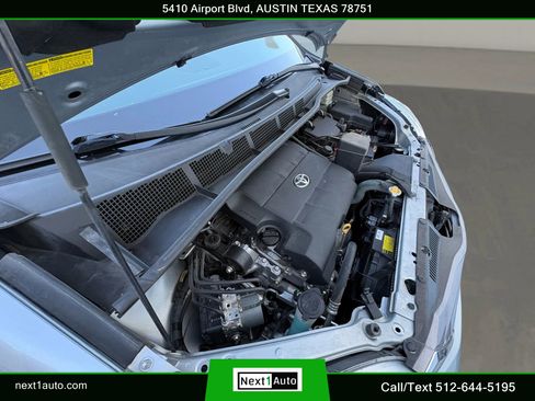 Used 2016 Toyota Sienna XLE image 39