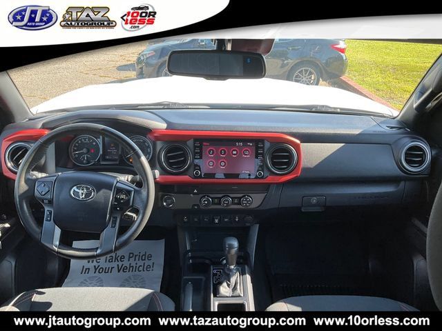 Used 2020 Toyota Tacoma TRD Sport w/ Technology Package RWD image 12