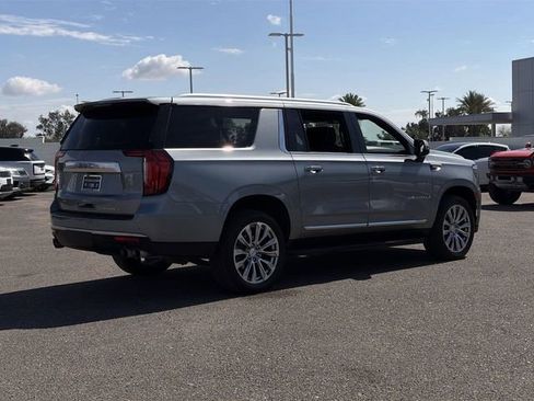 Used 2024 GMC Yukon XL Denali w/ Advanced Technology Package image 6