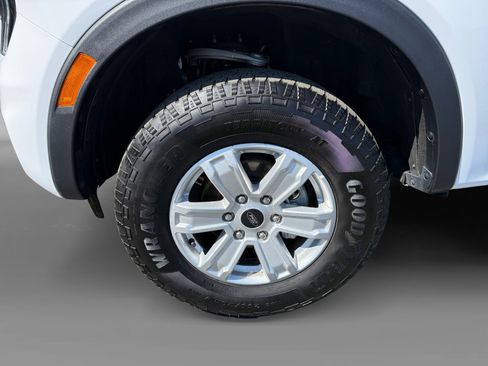 Certified 2024 Ford Ranger XL AWD/4WD image 9