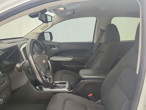 Certified 2022 Chevrolet Colorado LT RWD image 15