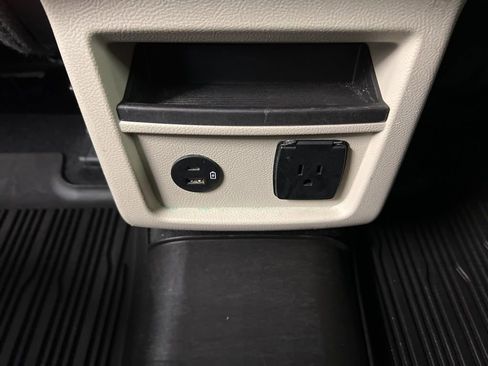 Certified 2021 Ford Edge Titanium w/ Class II Trailer Tow Package image 30