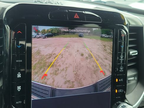 Used 2026 RAM 2500 Big Horn AWD/4WD image 19
