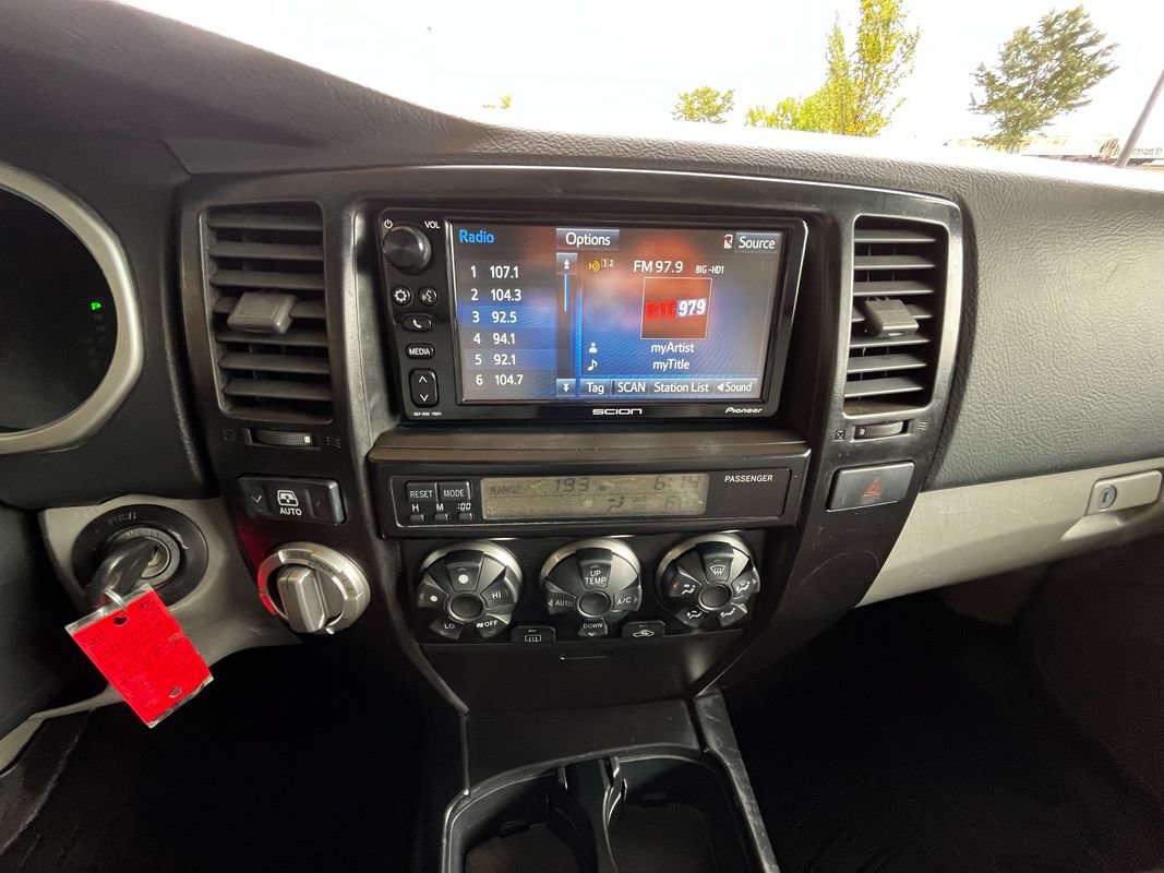 Used 2003 Toyota 4Runner SR5 AWD/4WD image 14