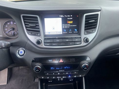 Used 2018 Hyundai Tucson Limited w/ Ultimate Package 02 image 20