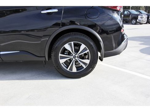 Used 2023 Nissan Murano SV image 32