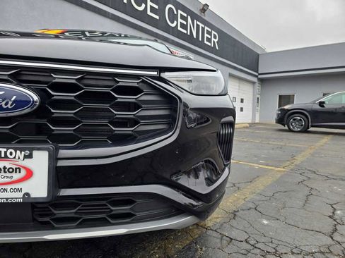 Used 2024 Ford Escape ST-Line w/ Tech Pack #1 image 3