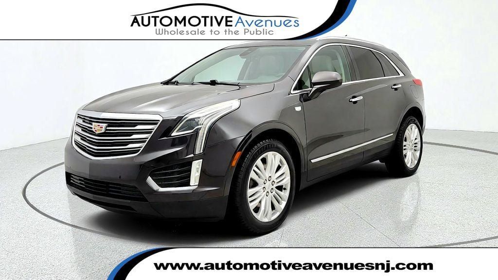 Used 2018 Cadillac XT5 Premium Luxury FWD image 1