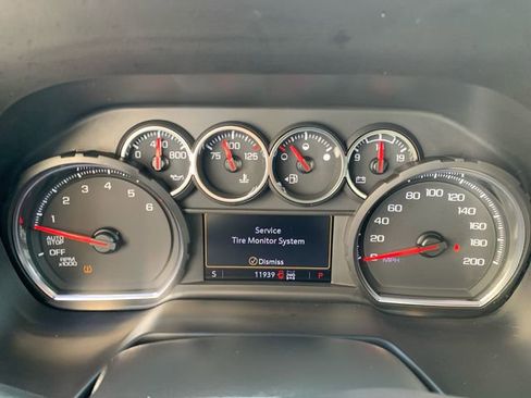 Used 2024 Chevrolet Tahoe LS image 18