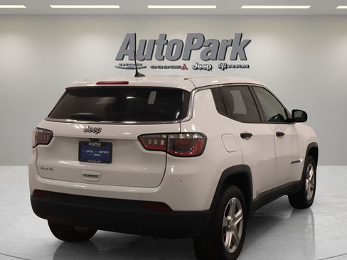 Used 2023 Jeep Compass Sport AWD/4WD image 9