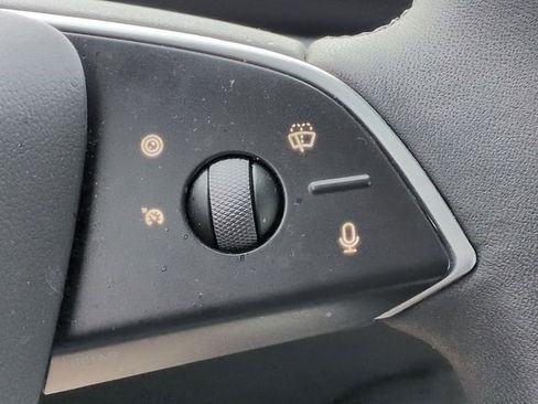 Used 2025 Tesla Model 3 Long Range image 16