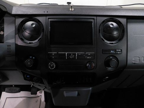 Used 2015 Ford F250 XL image 46