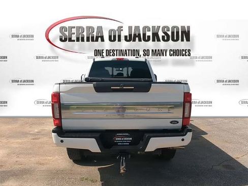 Used 2021 Ford F350 Platinum AWD/4WD image 7