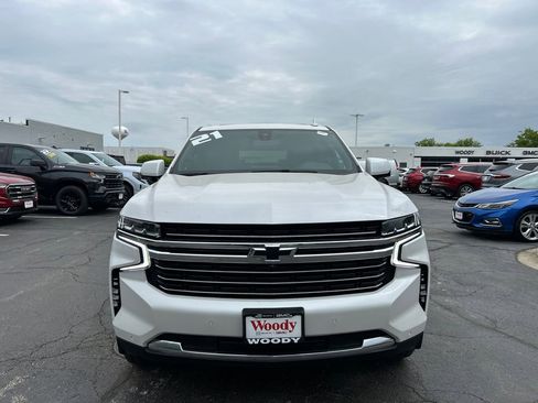 Used 2021 Chevrolet Tahoe LT w/ Luxury Package AWD/4WD image 4