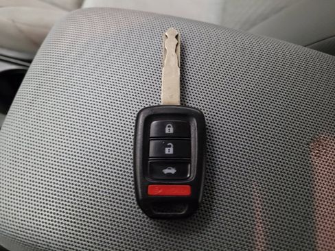 Used 2015 Honda Civic LX image 32