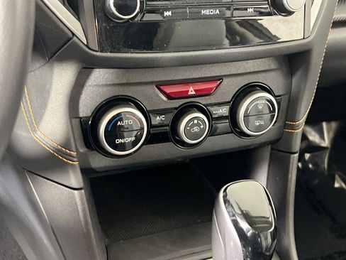 Used 2023 Subaru Crosstrek 2.0i Premium image 15