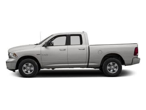 Used 2017 RAM 1500 Big Horn RWD image 4