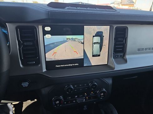 New 2025 Ford Bronco Outer Banks w/ Sasquatch Package image 24