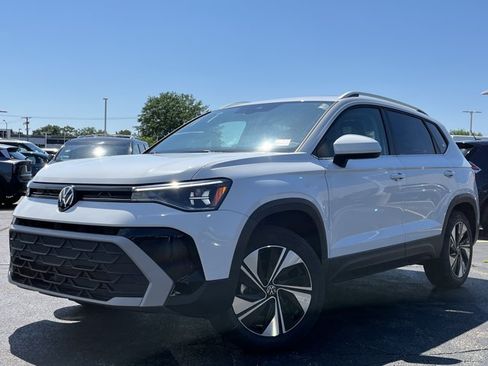 New 2026 Volkswagen Taos SE AWD/4WD image 26