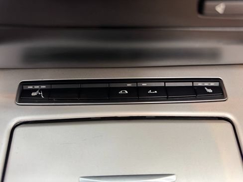 Used 2015 BMW Z4 sDrive28i RWD image 40