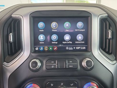 Certified 2022 GMC Sierra 1500 SLT w/ SLT Premium Plus Package AWD/4WD image 13