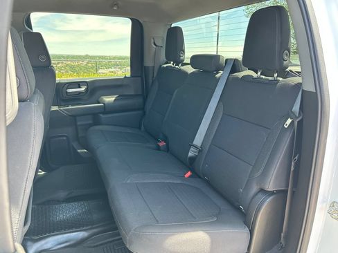 Used 2022 Chevrolet Silverado 2500 LT w/ Convenience Package AWD/4WD image 18