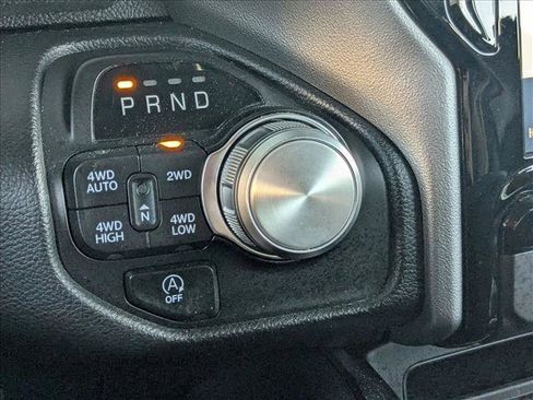Used 2024 RAM 1500 Laramie AWD/4WD image 12