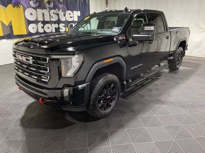 Used 2024 GMC Sierra 2500 AT4 w/ Technology Package