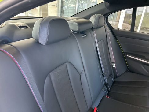 Used 2025 BMW M3 RWD image 31