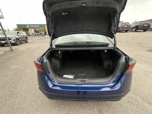 Used 2024 Nissan Altima 2.5 SR image 31