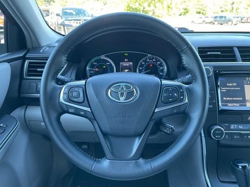 Used 2015 Toyota Camry XLE FWD image 12