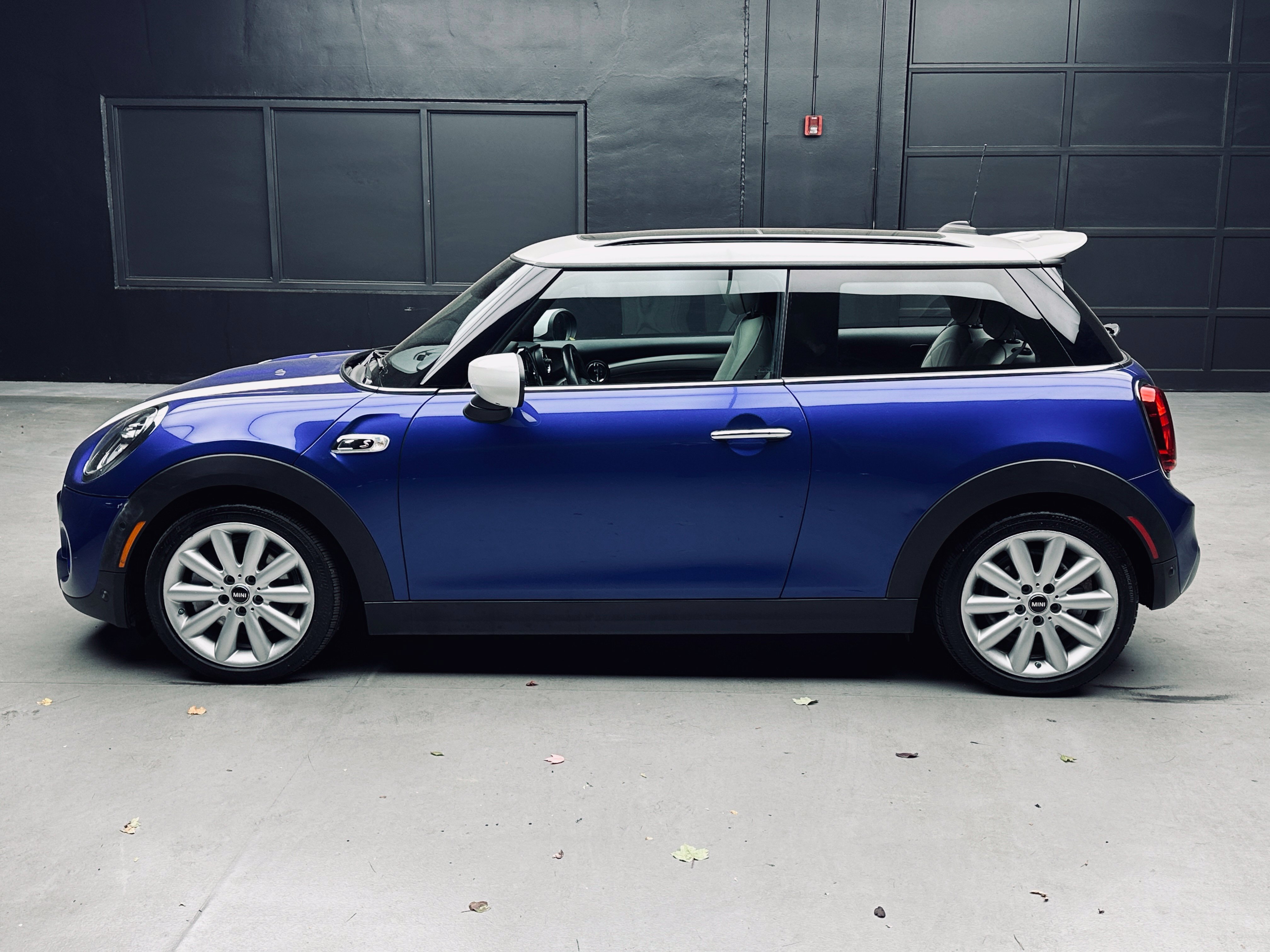 Used 2020 MINI Cooper S w/ Driver Assistance Package FWD image 4