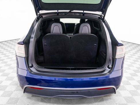 Used 2023 Tesla Model X Plaid image 25