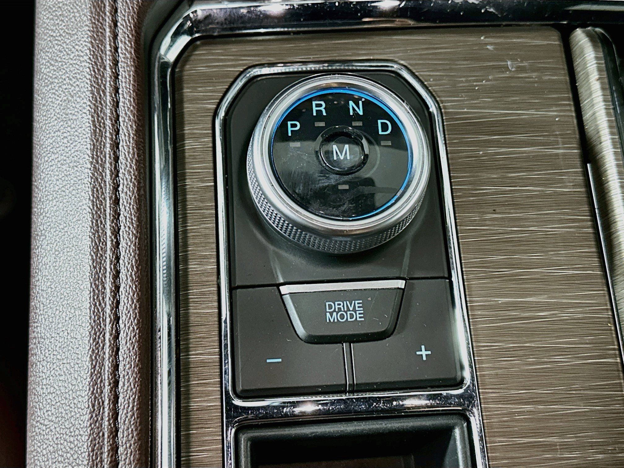 Used 2024 Ford Expedition Limited RWD image 25