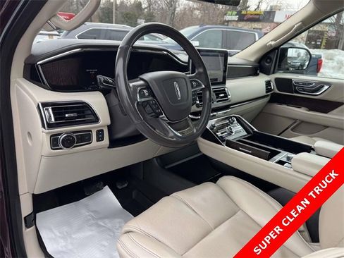 Used 2018 Lincoln Navigator Reserve w/ Technology Package image 13