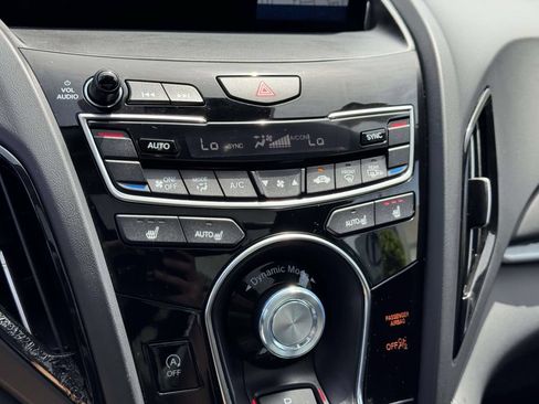 Certified 2025 Acura RDX SH-AWD w/ Technology Package image 29