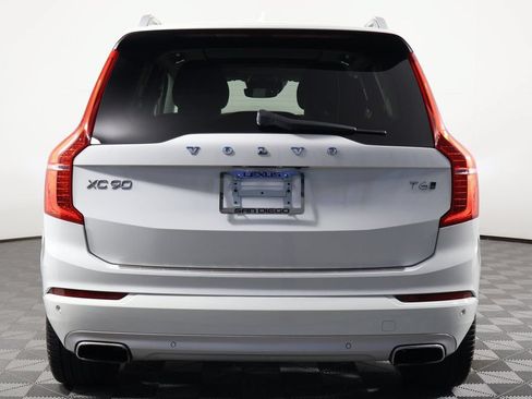 Used 2017 Volvo XC90 T6 Momentum w/ Vision Package AWD/4WD image 5