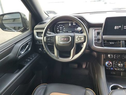 Used 2023 GMC Yukon AT4 AWD/4WD image 12